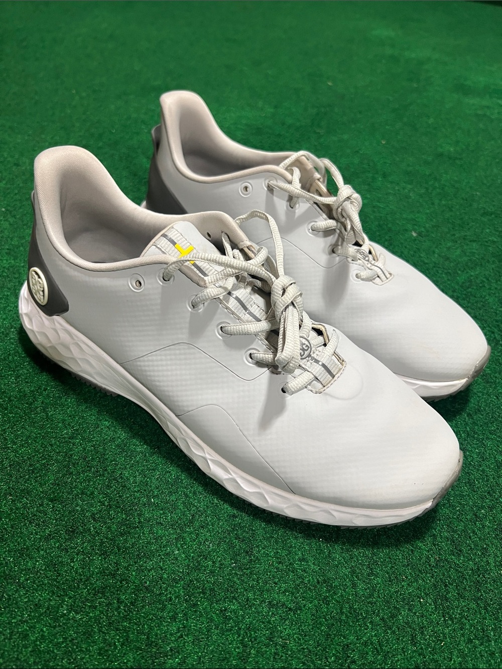 G/FORE Men’s White and Light Gray Athletic Golf Shoes